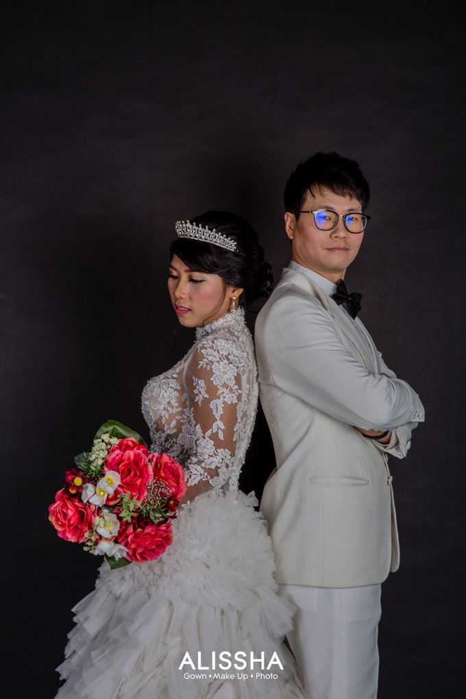 Prewedding Wina-Yongsu at TMII & Alissha by Alissha Bride - 004