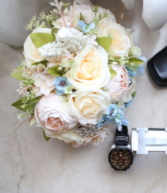Artificial Wedding Hand bouquet - Peach Peony & Cream Rose by raia_fleurs - 002 Artificial Wedding Hand bouquet - Peach Peony & Cream Rose by raia_fleurs - 002