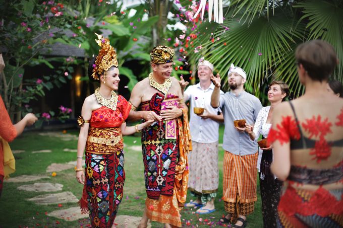 Balinese Wedding Photography Service by Light Key Photography - 006