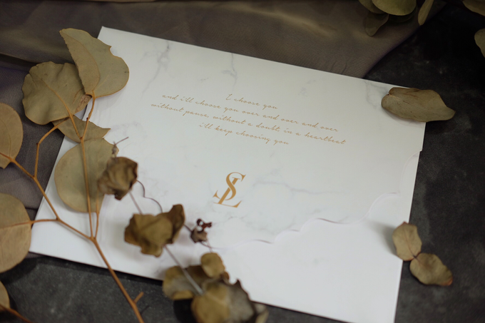 Suinoto & Liliani Marble Wedding Invitation by Bluebelle Invitations - 003 Suinoto & Liliani Marble Wedding Invitation by Bluebelle Invitations - 003