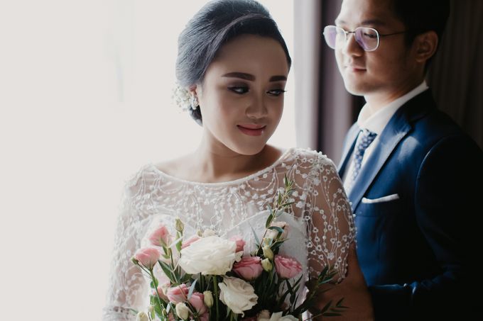 Niken & Gilang Holy Matrimony at Gereja Katolik Santa Perawan Maria Ratu by Warna Project - 007 Niken & Gilang Holy Matrimony at Gereja Katolik Santa Perawan Maria Ratu by Warna Project - 007