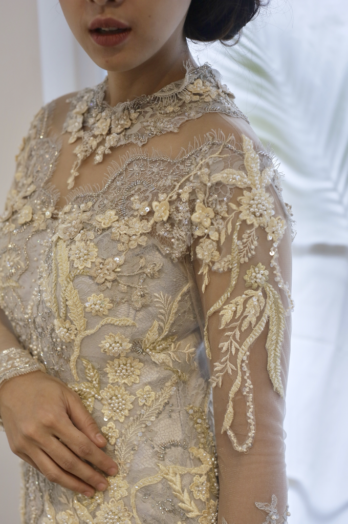 Collection 2018: Kebaya resepsi by Boenga Bridal Couture - 010 Collection 2018: Kebaya resepsi by Boenga Bridal Couture - 010
