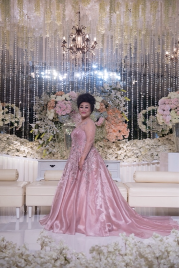 Groom and bride family-pastel colors gowns by Boenga Bridal Couture - 001 Groom and bride family-pastel colors gowns by Boenga Bridal Couture - 001