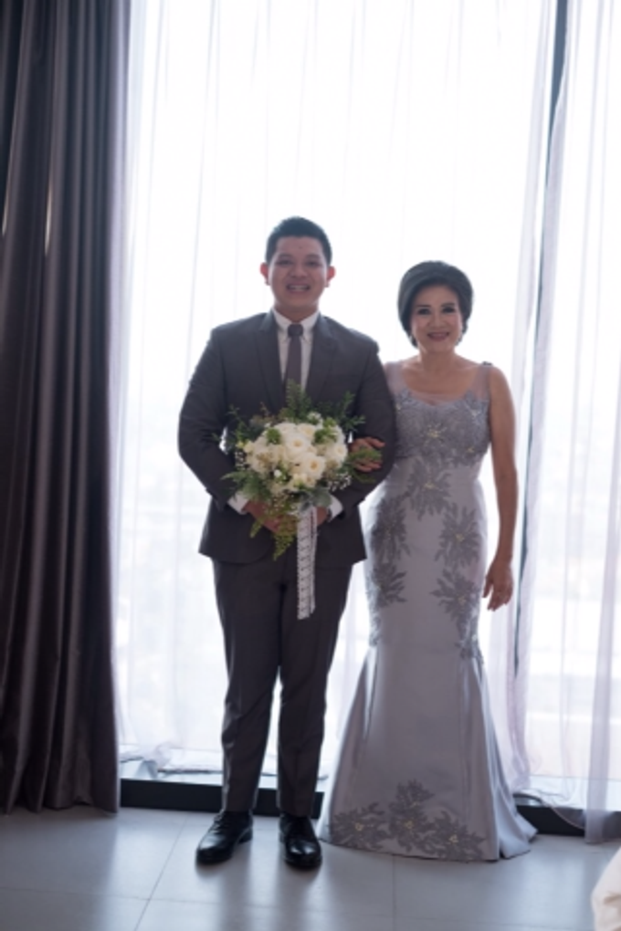 Groom and bride family-pastel colors gowns by Boenga Bridal Couture - 015 Groom and bride family-pastel colors gowns by Boenga Bridal Couture - 015