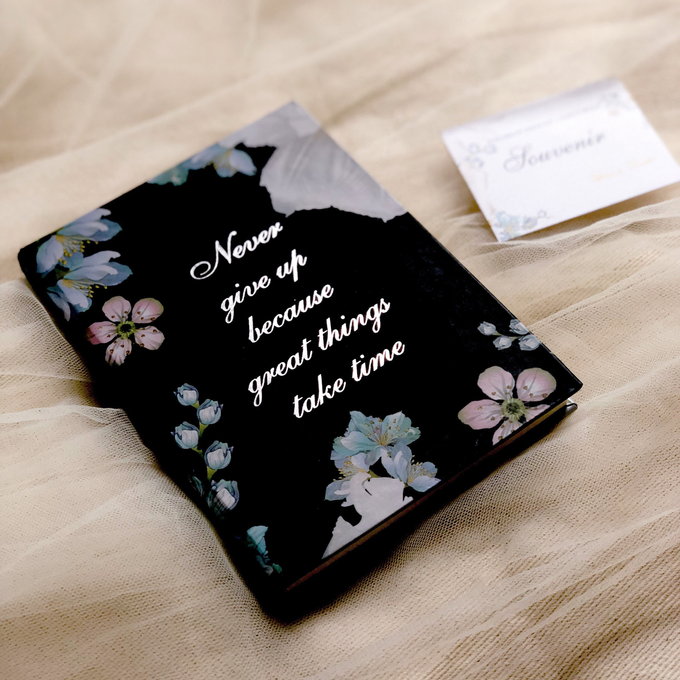febri & luthfi wedding invitation & souvenir by Book.Idea - 003 febri & luthfi wedding invitation & souvenir by Book.Idea - 003