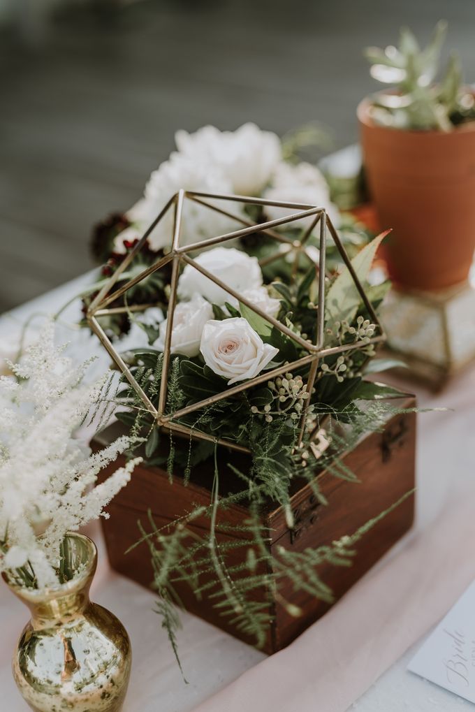 Modern Eclectic 2 by MerryLove Weddings - 008 Modern Eclectic 2 by MerryLove Weddings - 008