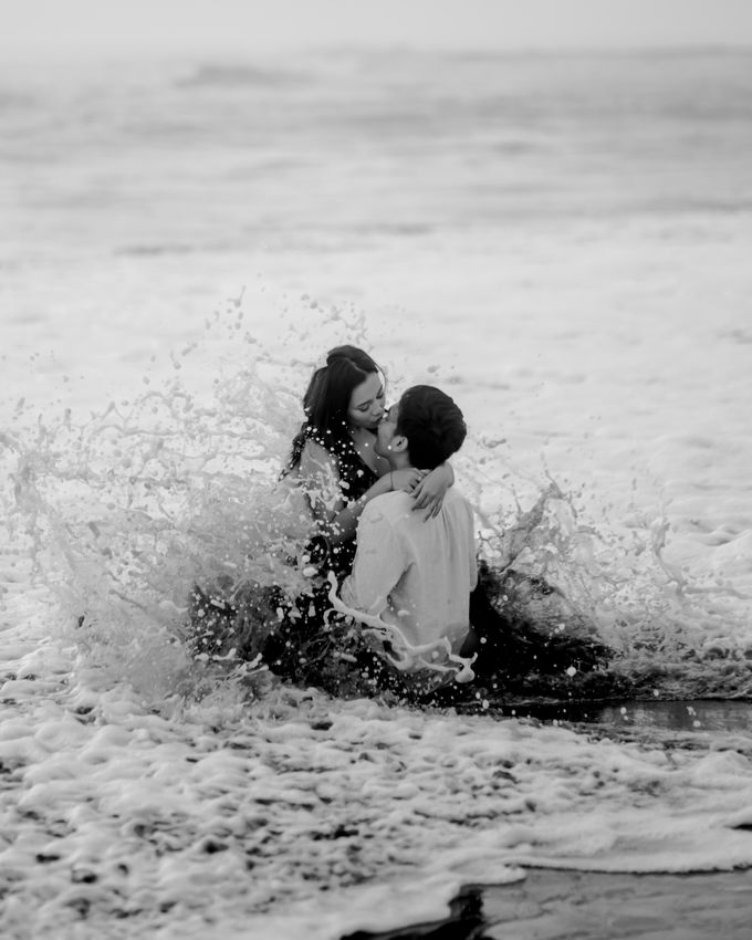 Bali Amel Rama Prewedding by Cakrama Photography - 013 Bali Amel Rama Prewedding by Cakrama Photography - 013
