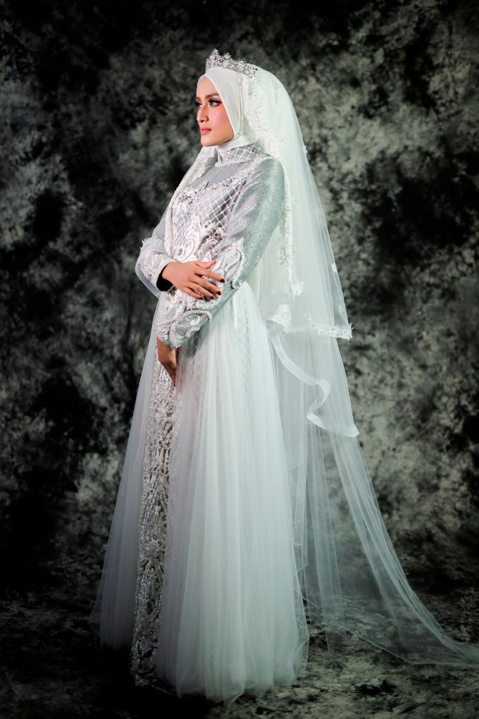 Bridal Songket Silver Dress by LAKSMI 0817 0370 7670 by LAKSMI - Kebaya Muslimah & Islamic Bride - 005