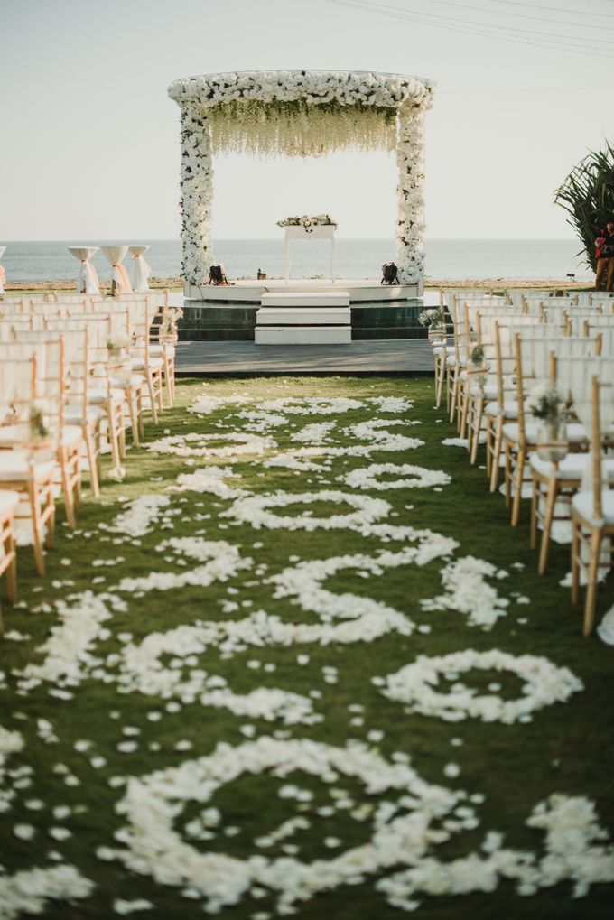Willy & Ella Wedding at Phalosa Villa by Bali Wedding Planner - 022 Willy & Ella Wedding at Phalosa Villa by Bali Wedding Planner - 022
