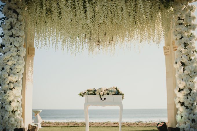 Willy & Ella Wedding at Phalosa Villa by Bali Wedding Planner - 023 Willy & Ella Wedding at Phalosa Villa by Bali Wedding Planner - 023