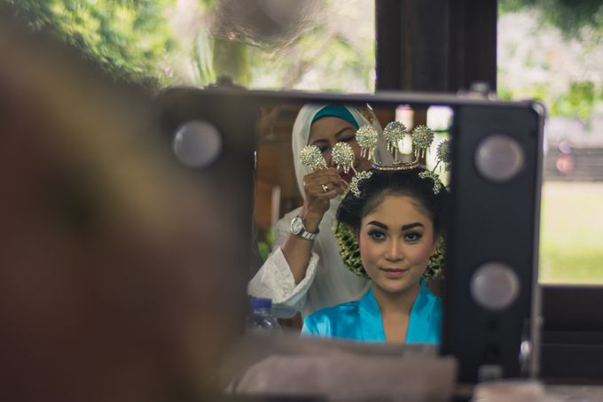 Rustic Theme Outdoor Wedding - Museum Indonesia TMII by AKSA Creative - 004 Rustic Theme Outdoor Wedding - Museum Indonesia TMII by AKSA Creative - 004