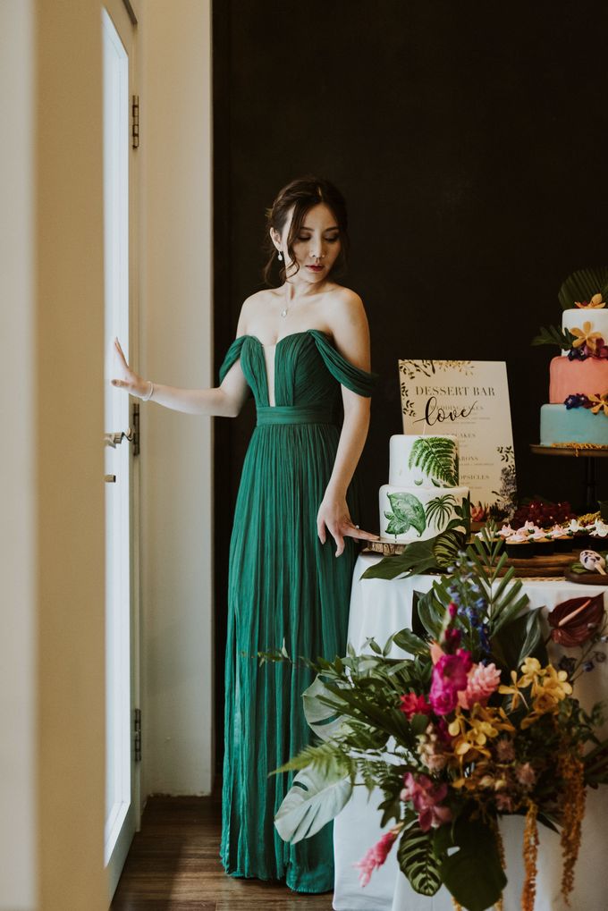 Tropical Wedding Inspirations by TangYong Hair & Makeup - 040 Tropical Wedding Inspirations by TangYong Hair & Makeup - 040