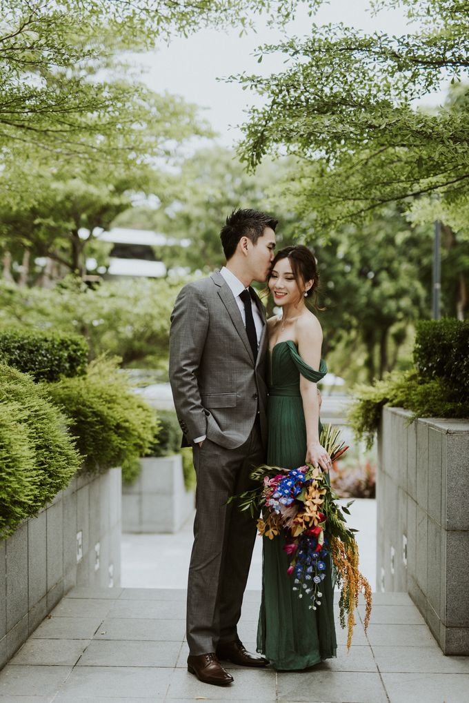 Tropical Wedding Inspirations by TangYong Hair & Makeup - 043 Tropical Wedding Inspirations by TangYong Hair & Makeup - 043