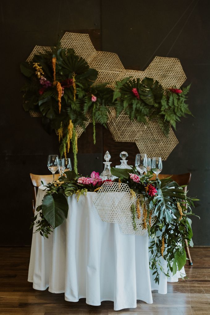 Tropical Wedding Inspiration by Frieda Brides - 002 Tropical Wedding Inspiration by Frieda Brides - 002