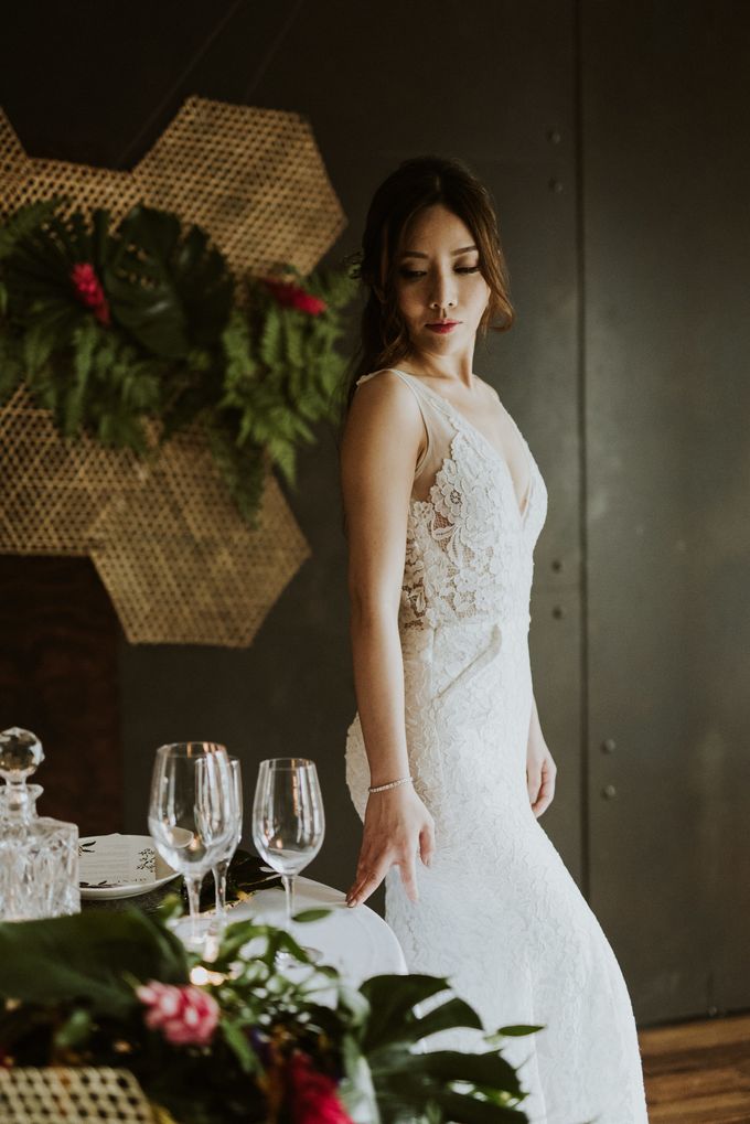 Tropical Wedding Inspirations by TangYong Hair & Makeup - 029 Tropical Wedding Inspirations by TangYong Hair & Makeup - 029