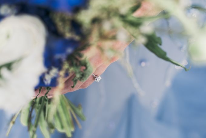 A Dusty Blue Greenhouse Wedding Inspiration by Lovemark Diamond - 010