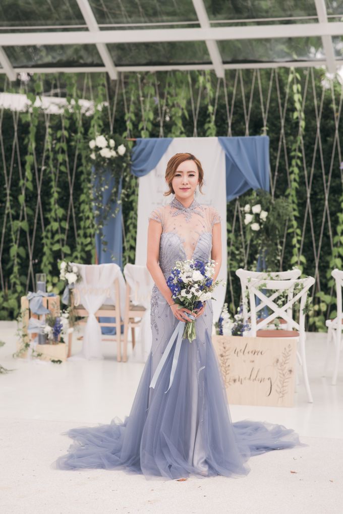 Dusty Blue Wintry Theme Styled Shoot with Bridestory by Ever & Blue Floral Design - 012 Dusty Blue Wintry Theme Styled Shoot with Bridestory by Ever & Blue Floral Design - 012