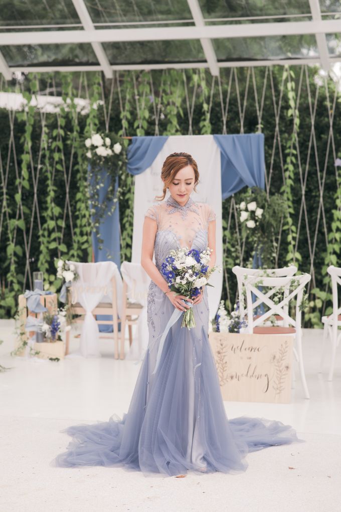 Dusty Blue Wintry Theme Styled Shoot with Bridestory by Ever & Blue Floral Design - 013 Dusty Blue Wintry Theme Styled Shoot with Bridestory by Ever & Blue Floral Design - 013