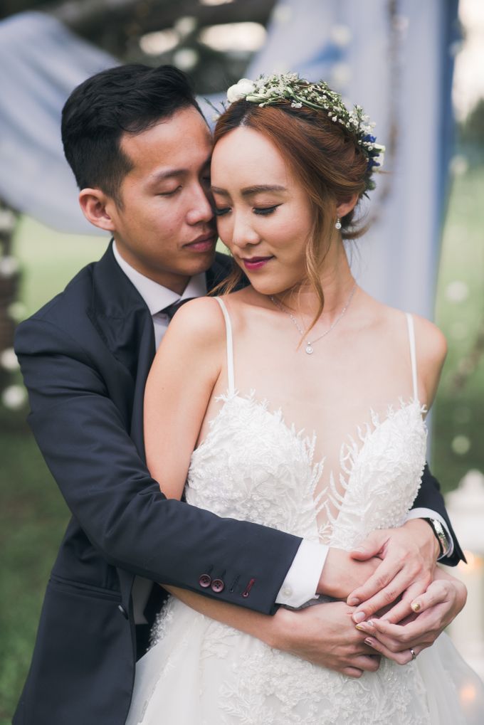 Dusty Blue Wintry Theme Styled Shoot with Bridestory by Ever & Blue Floral Design - 040 Dusty Blue Wintry Theme Styled Shoot with Bridestory by Ever & Blue Floral Design - 040