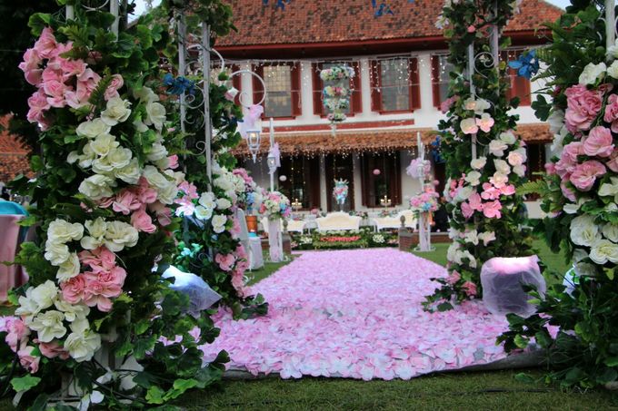 marsel and yanty wedding by Kreativ Things Wedding Planner & Organizer - 028