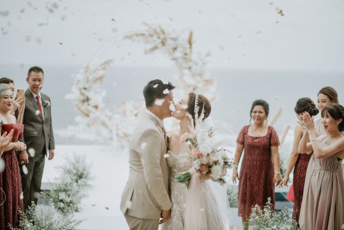 The Wedding of Andhika & Lady by Varawedding - 010 The Wedding of Andhika & Lady by Varawedding - 010