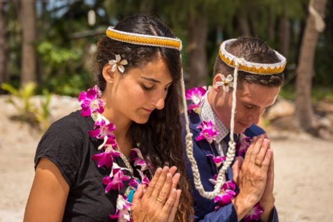 Buddhist Wedding Ceremony On Koh Phangan By Beach Weddings Koh Phangan Bridestory Com