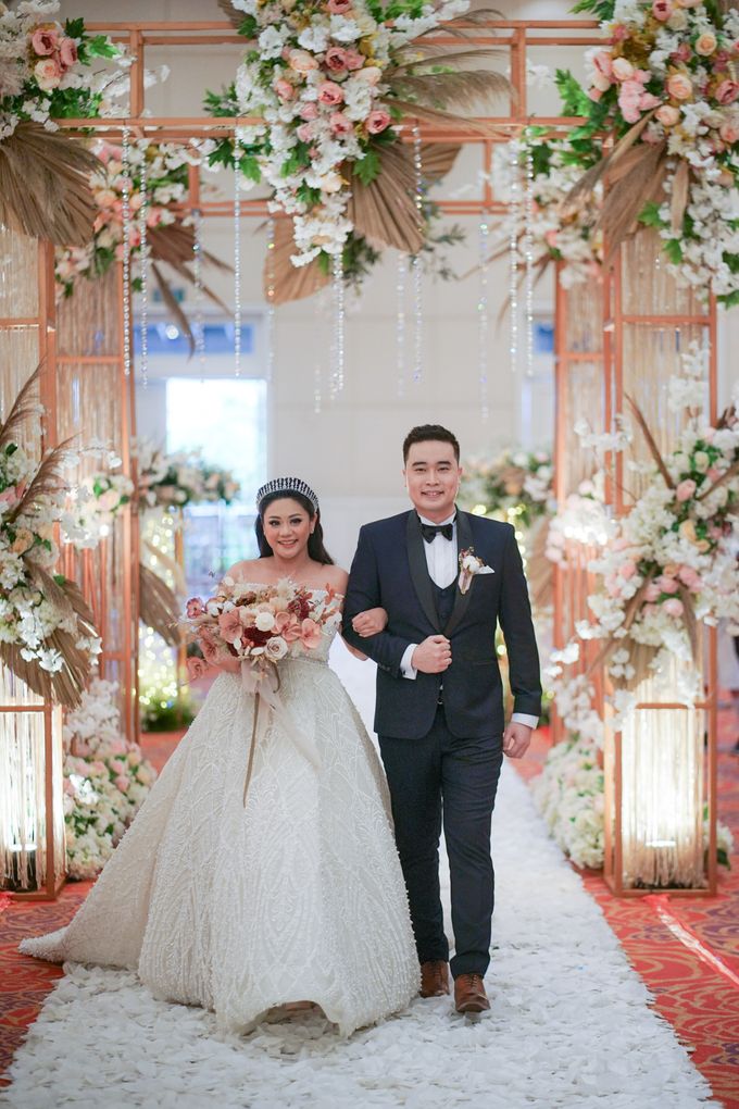 Wedding Of Budi & Veronika by Ohana Enterprise - 014