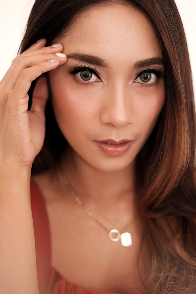 Photoshoot Makeup for Dinda Kirana by PIXORIES - 005