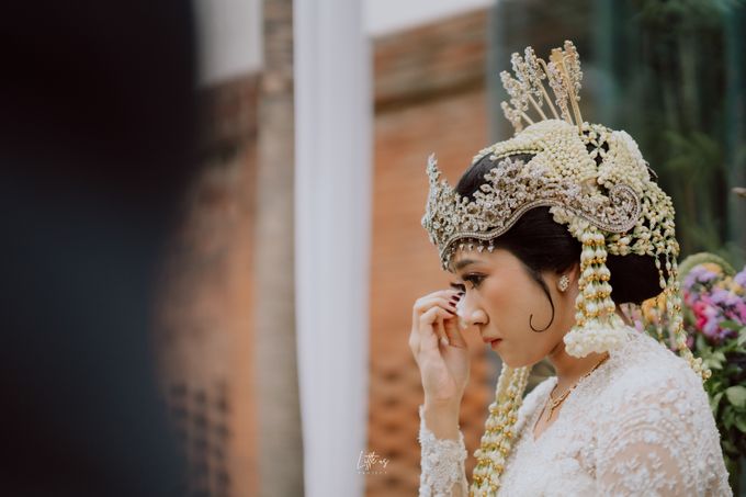 The Wedding of Diti & Hendy - Hutan Kota by Plataran by LITTLE US PROJECT - 036