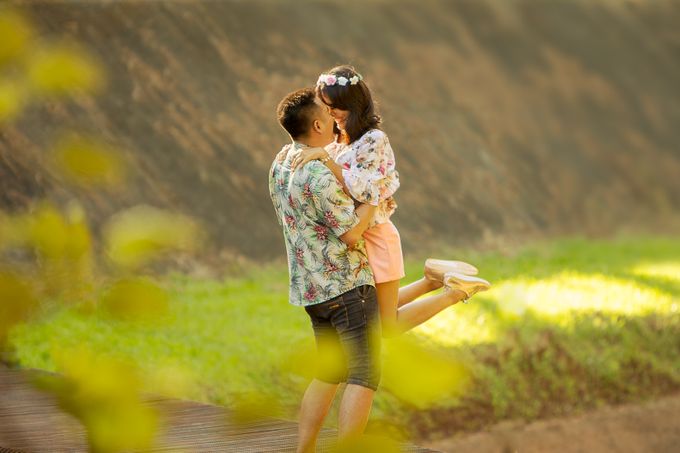 Prewedding at Taman tekno by Therudisuardi - 002 Prewedding at Taman tekno by Therudisuardi - 002