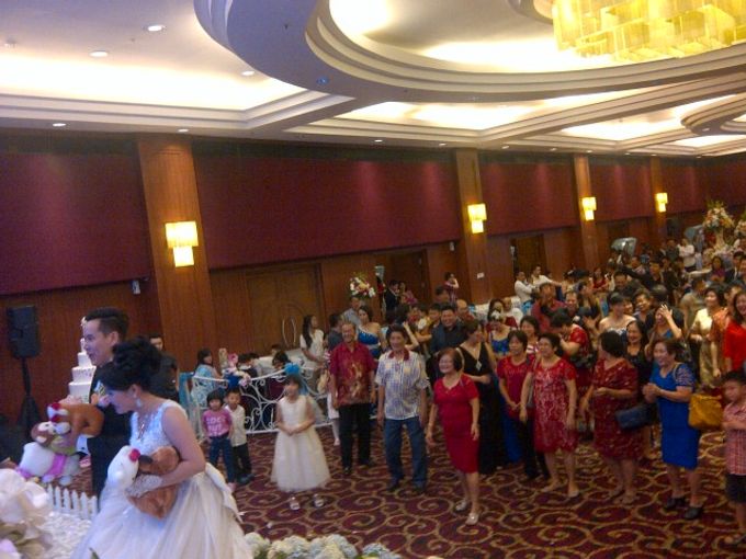 THE WEDDING OF YOGI & SURIKA / 04.01.15 / SEASONS CITY BALLROOM. JAKARTA by AS2 Wedding Organizer - 004 THE WEDDING OF YOGI & SURIKA / 04.01.15 / SEASONS CITY BALLROOM. JAKARTA by AS2 Wedding Organizer - 004
