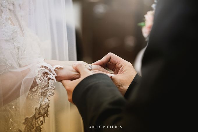 Edward & Shinta Wedding by Adity Pictures - 048