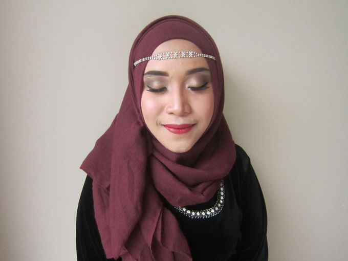 Maroon And Black by Makeup by Ziamafada - 006 Maroon And Black by Makeup by Ziamafada - 006