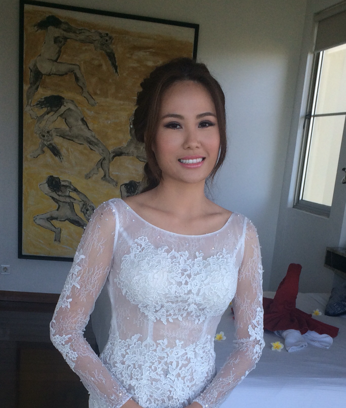 Beautiful in natural make up by AVAVI BALI WEDDINGS - 001 Beautiful in natural make up by AVAVI BALI WEDDINGS - 001
