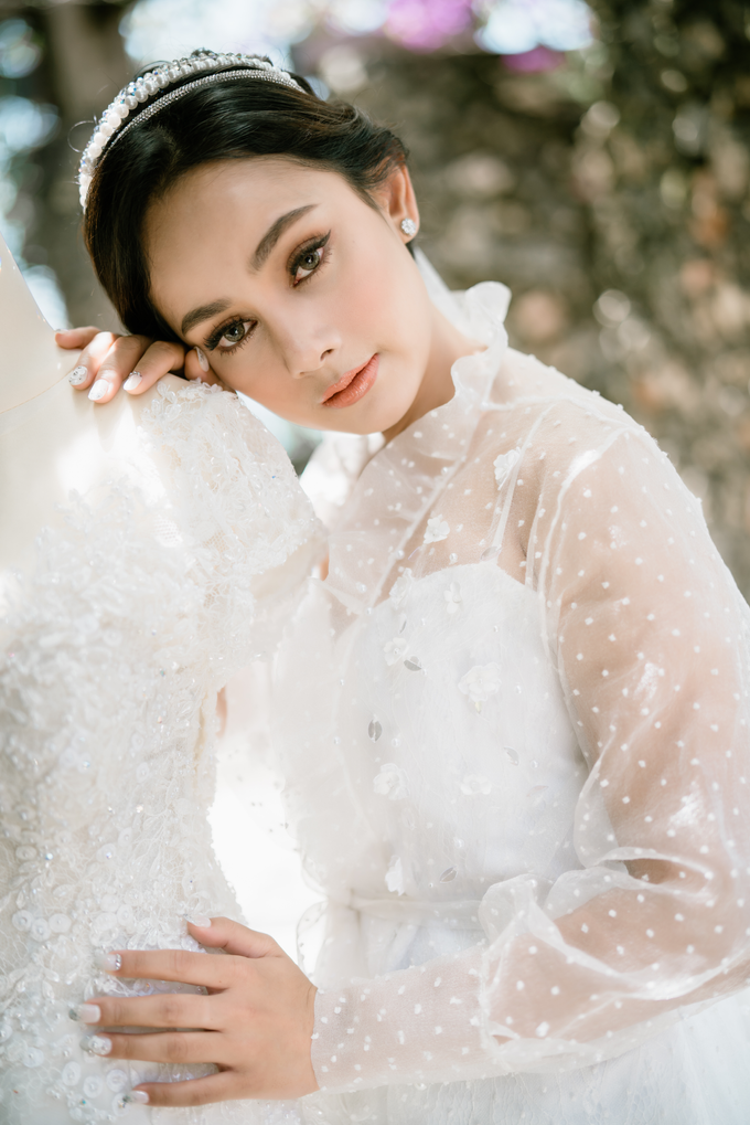 Natural Stunning by Carmelia & Team Make Up Artist - 001 Natural Stunning by Carmelia & Team Make Up Artist - 001