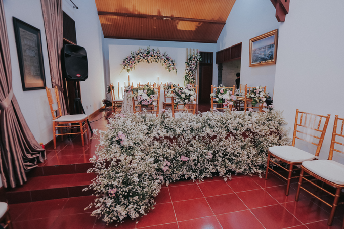The Wedding of Endah & Dhea by Cassia Decoration - 009 The Wedding of Endah & Dhea by Cassia Decoration - 009