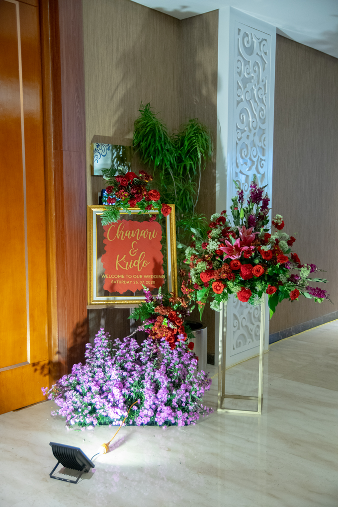 The Wedding of Chanari & Krido by Cassia Decoration - 005