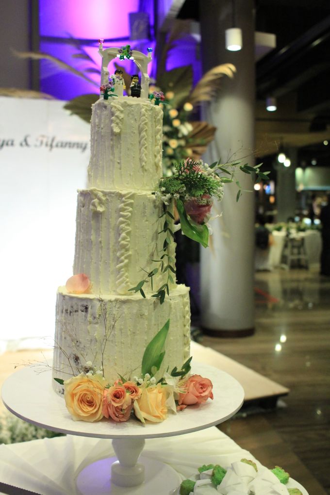 Entertainment Wedding Intimate Double Tree Jakarta - Double V entertainment by Anthony Stevven - 019 Entertainment Wedding Intimate Double Tree Jakarta - Double V entertainment by Anthony Stevven - 019