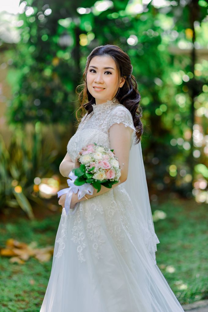 The Wedding of Felik & Shella  by Favor Brides - 005