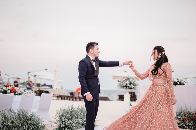 Intimate Hindu Wedding in Crimson Mactan by Cha Andrada Events - 016 Intimate Hindu Wedding in Crimson Mactan by Cha Andrada Events - 016