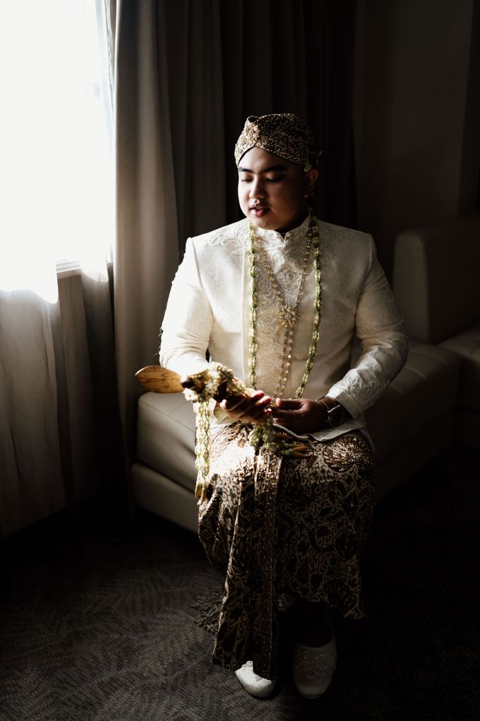 Charina & Ichal Wedding at Nine Ballroom Jakarta by AKSA Creative - 023