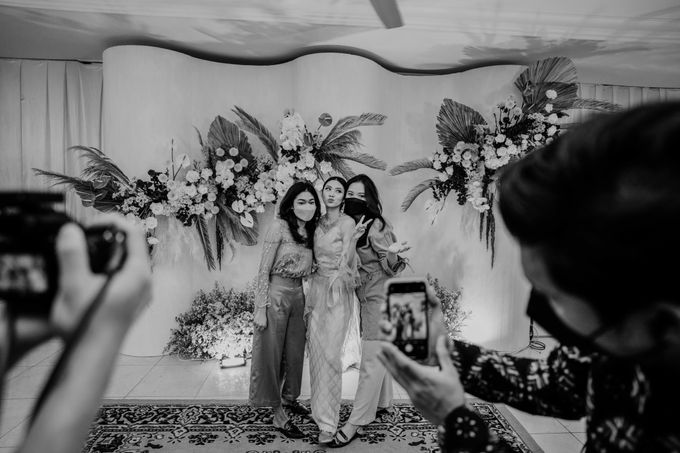 Charina & Ichal Engagement Session by AKSA Creative - 036 Charina & Ichal Engagement Session by AKSA Creative - 036