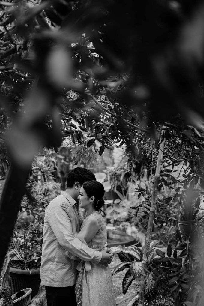 Charina & Ichal Engagement Session by AKSA Creative - 046