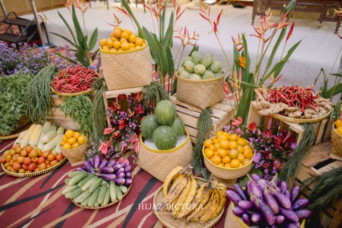 from the Wedding of Chaya and Raka by Wedding Design Bogor - 003 from the Wedding of Chaya and Raka by Wedding Design Bogor - 003