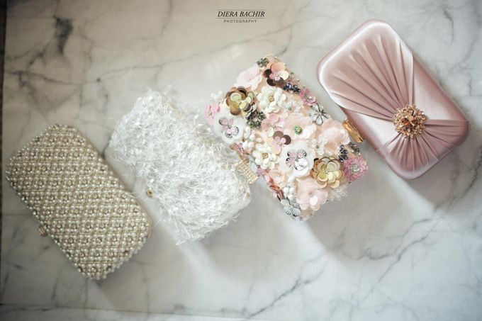 Clutch for bridesmaids & family at Roger-Chika Wedding by Waiwai Clutch - 002