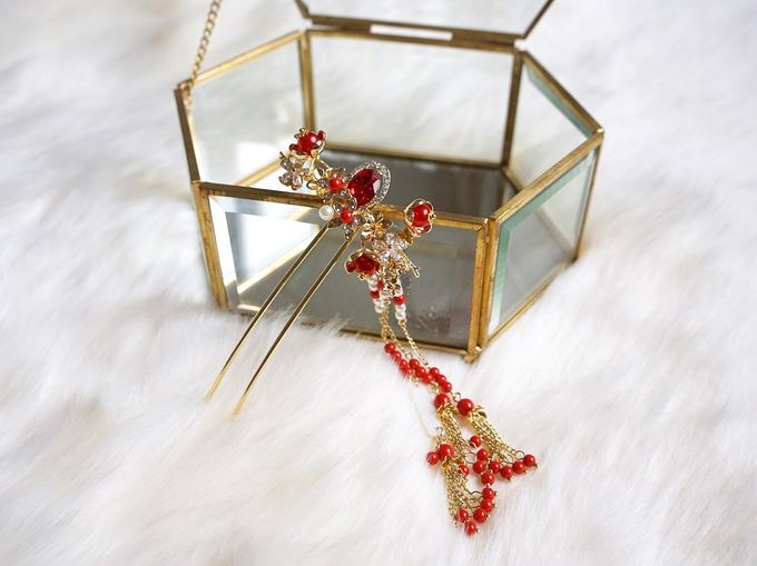 Catalog - Chinese Hairpiece SS/18 by NOMA Jewelry & Accessories - 033 Catalog - Chinese Hairpiece SS/18 by NOMA Jewelry & Accessories - 033