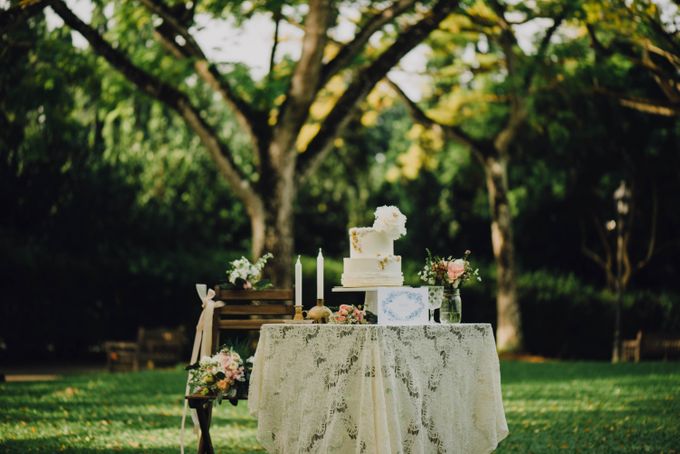 Beauty and the Beast Garden Wedding by Baby Cakes - 003 Beauty and the Beast Garden Wedding by Baby Cakes - 003