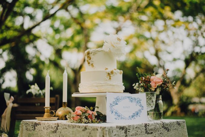 Beauty and the Beast Garden Wedding by Baby Cakes - 004 Beauty and the Beast Garden Wedding by Baby Cakes - 004