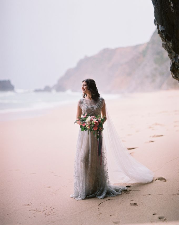 Beach wedding in Portugal of Roman and Ksenia by Studiovictorias - 003 Beach wedding in Portugal of Roman and Ksenia by Studiovictorias - 003