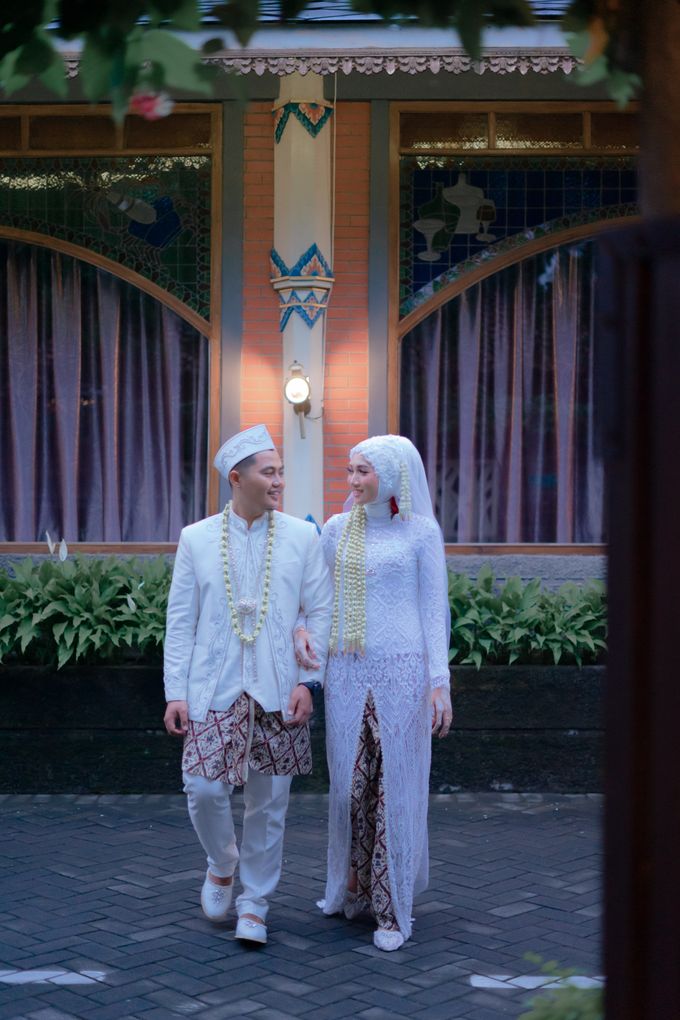 The Wedding of Indah + Lutfi by Cakka Journey - 034